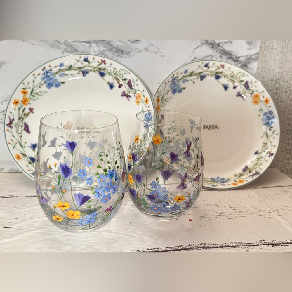 Mikasa Floral 2- Glasses a Set “Quinn” matching set 2 Pasta bowls